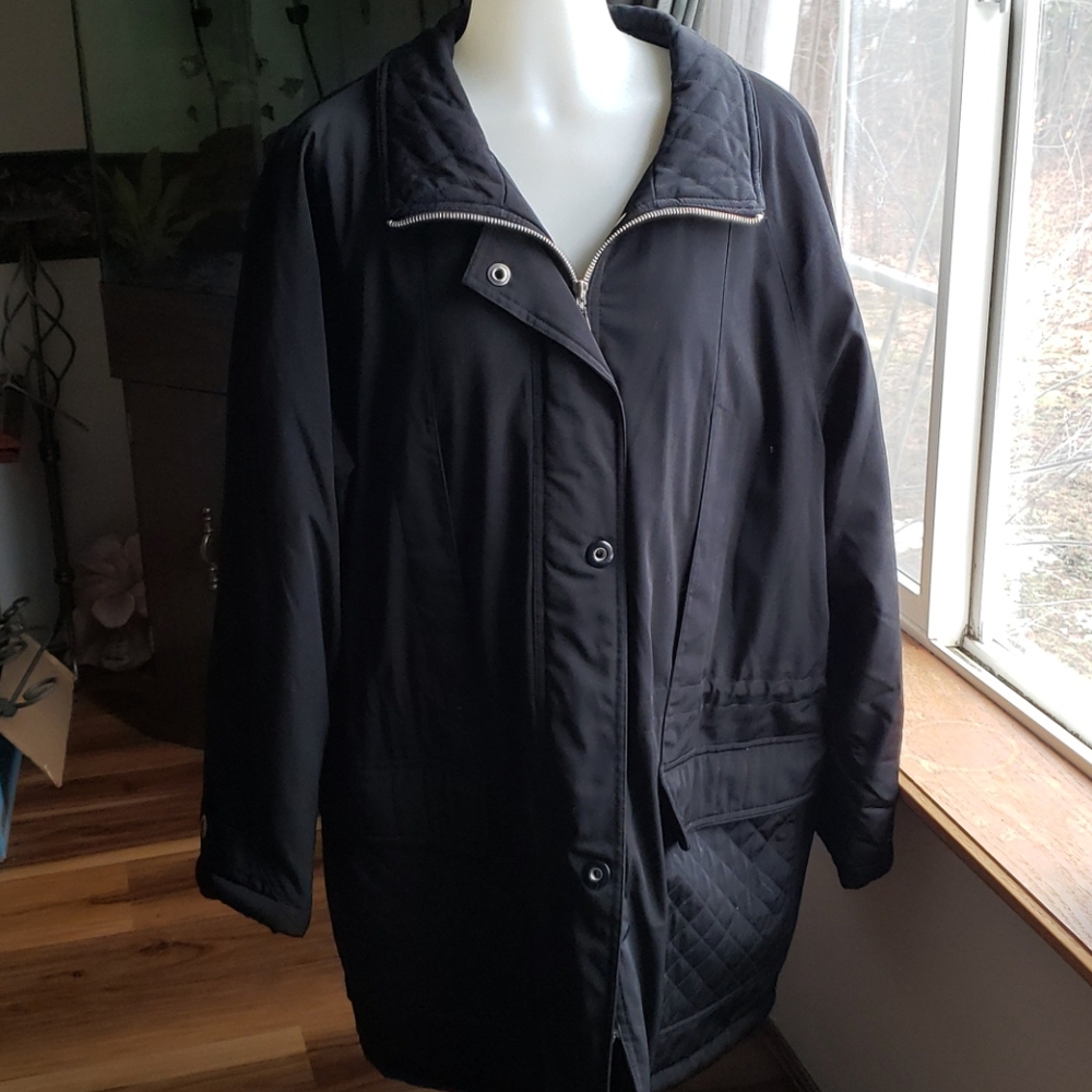 HOST PICK X7. Women's Weather Tamer Winter Jacket. Size 1X